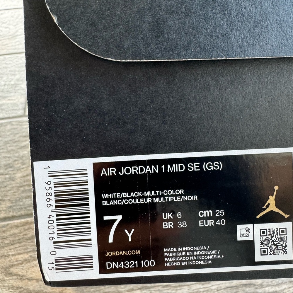 Brand New Jordan 1 Mid Diamond Shorts Black White Big Kids Shoes DN4321-100 - Picture 8 of 9